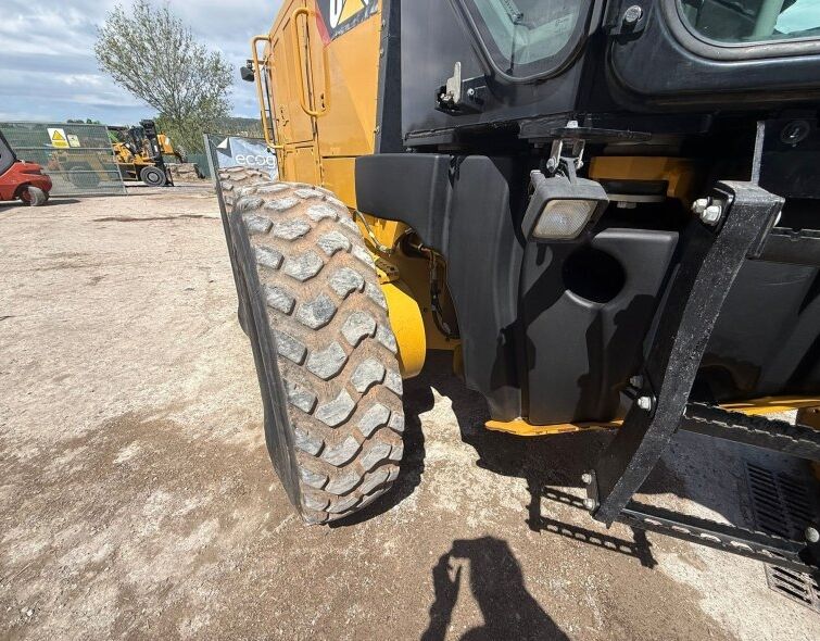 CATERPILLAR 12M3 AWD **MATRICULADA**